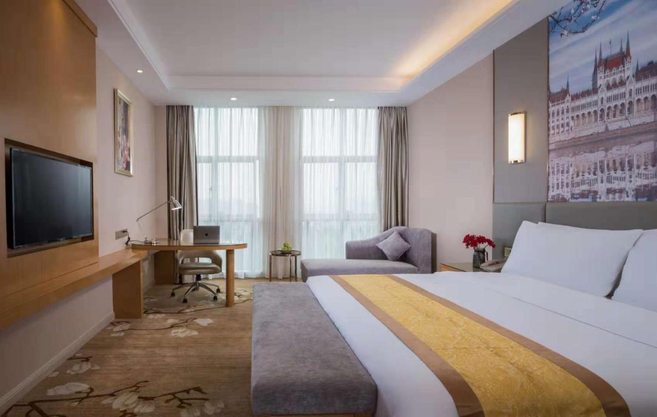 Vienna International Hotel Zhejiang Wuyi Hushan Екстериор снимка